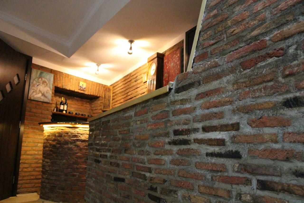 Lui Lui Apartamento Tbilisi Exterior foto