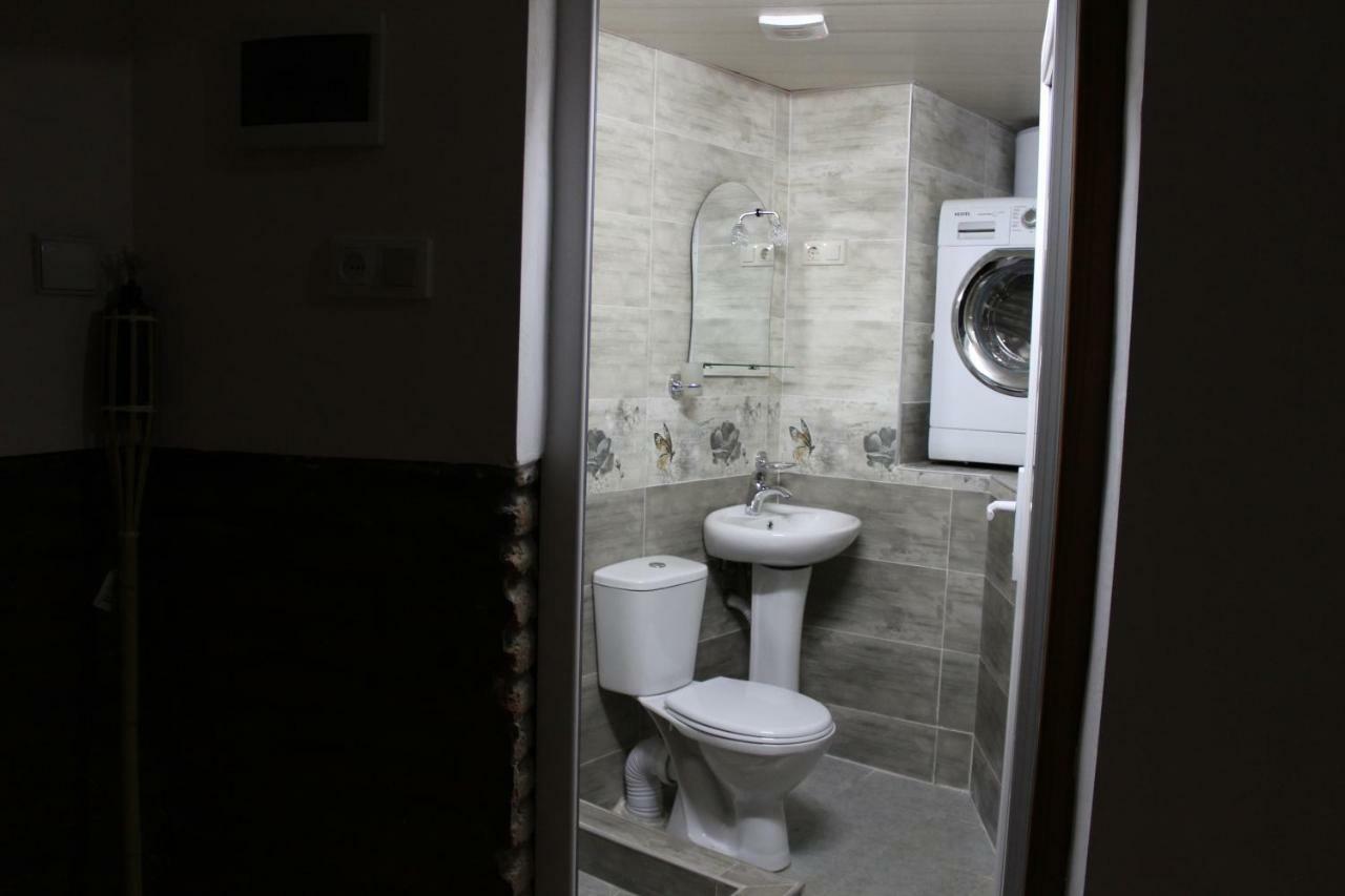 Lui Lui Apartamento Tbilisi Exterior foto
