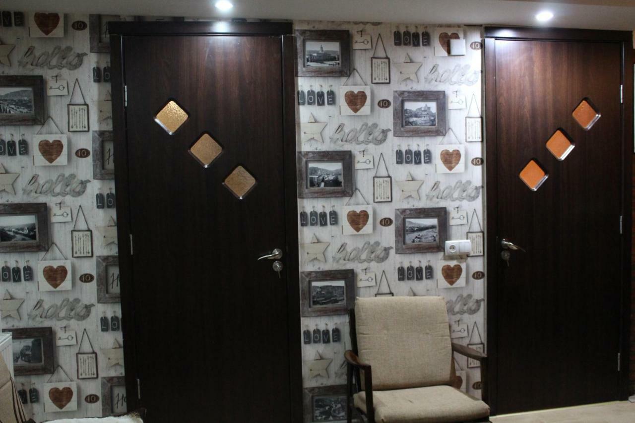 Lui Lui Apartamento Tbilisi Exterior foto