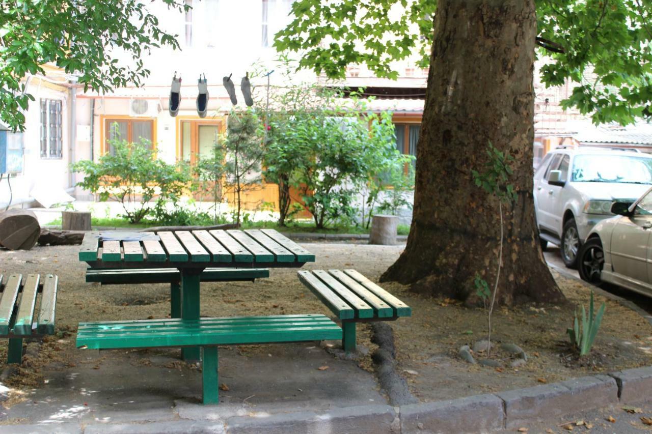 Lui Lui Apartamento Tbilisi Exterior foto